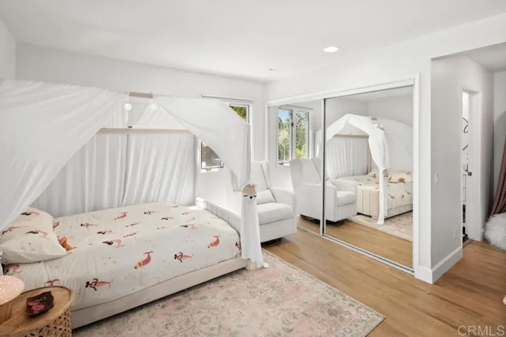9801 Tamarack Lane, Escondido, California 92029