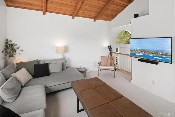 9801 Tamarack Lane, Escondido, California 92029