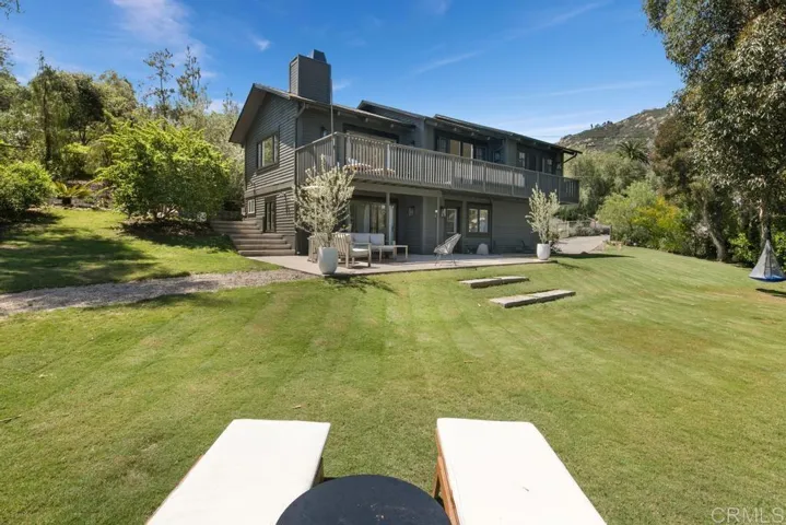 9801 Tamarack Lane, Escondido, California 92029
