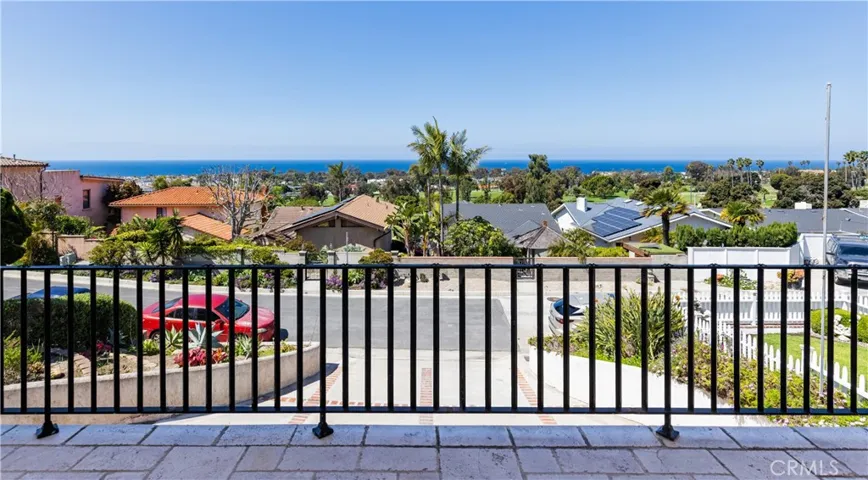 318 Avenida Costanso, San Clemente, California 92672