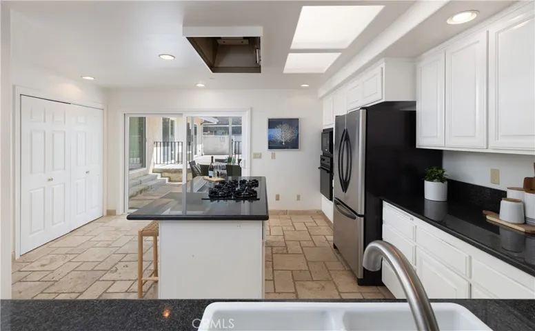 318 Avenida Costanso, San Clemente, California 92672
