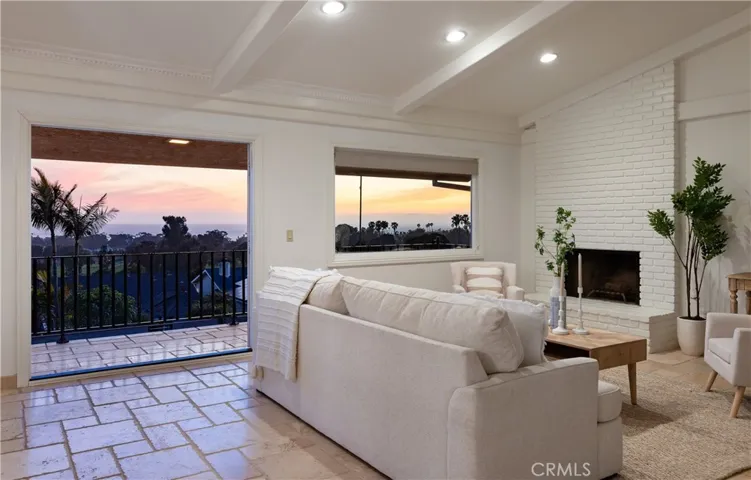 Ocean/sunset views from the living room