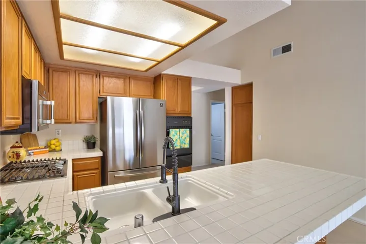 24464 Calle San Vicente, Murrieta, California 92562