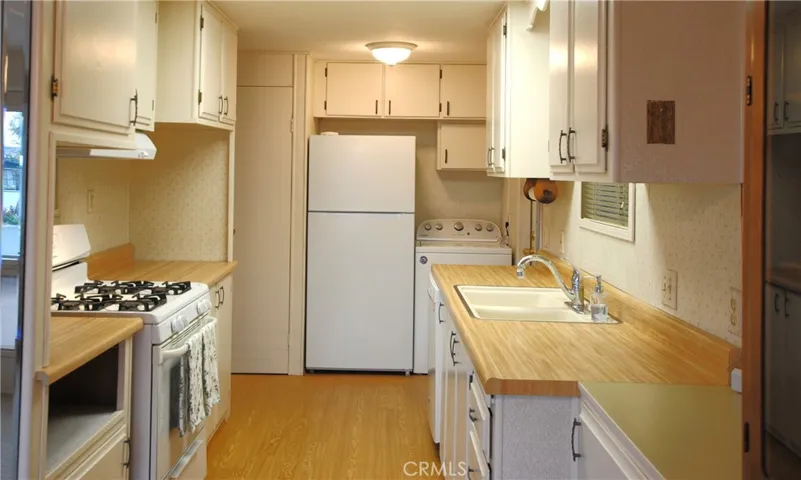 Efficient galley kitchen