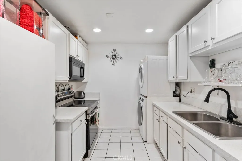 212 S Kraemer Boulevard 2107, Placentia, California 92870 home-pic-13