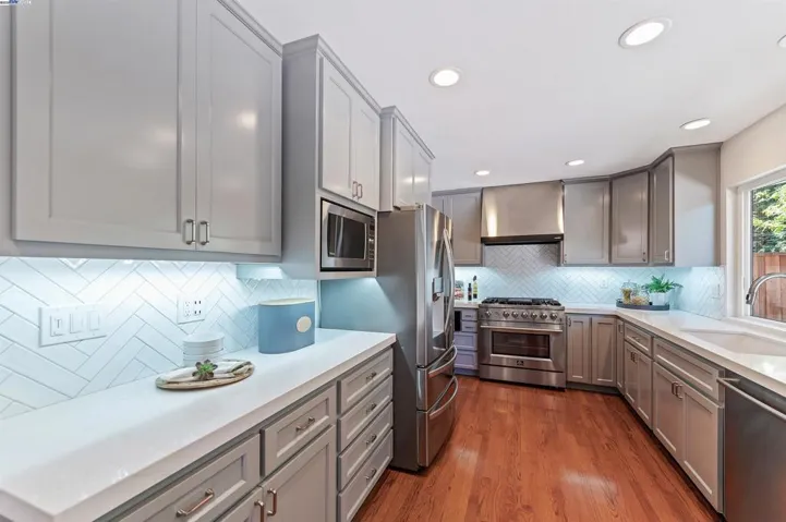 5011 Woodthrush Rd, Pleasanton, California 94566