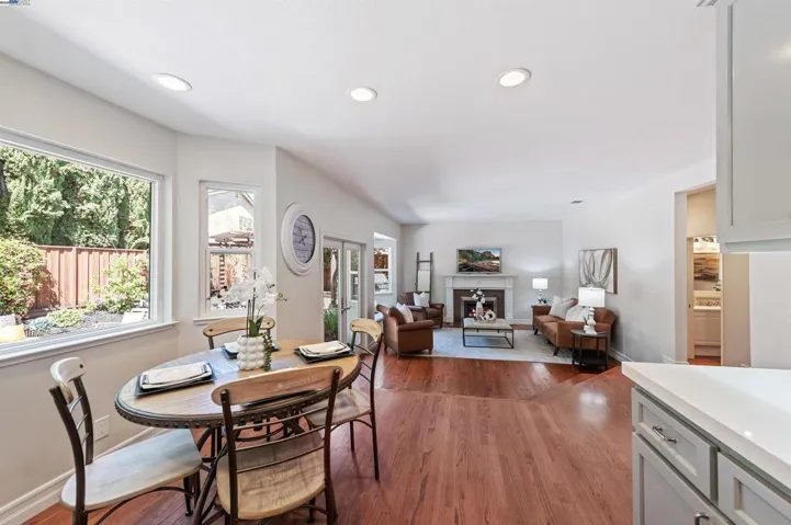 5011 Woodthrush Rd, Pleasanton, California 94566