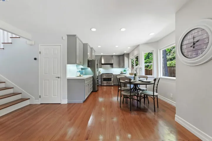 5011 Woodthrush Rd, Pleasanton, California 94566