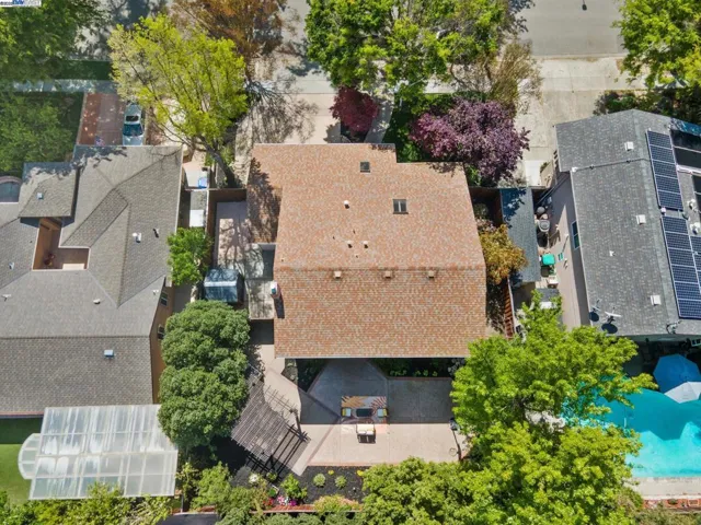 5011 Woodthrush Rd, Pleasanton, California 94566
