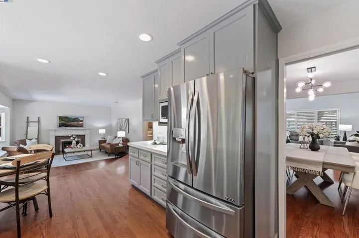 5011 Woodthrush Rd, Pleasanton, California 94566