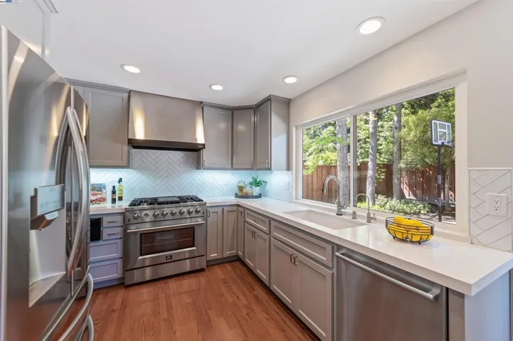 5011 Woodthrush Rd, Pleasanton, California 94566