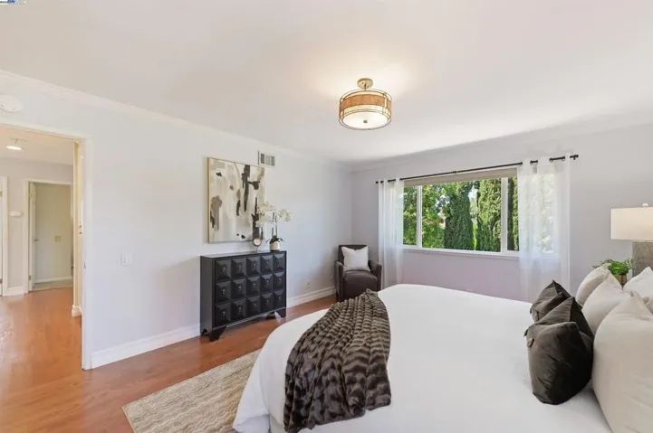 5011 Woodthrush Rd, Pleasanton, California 94566