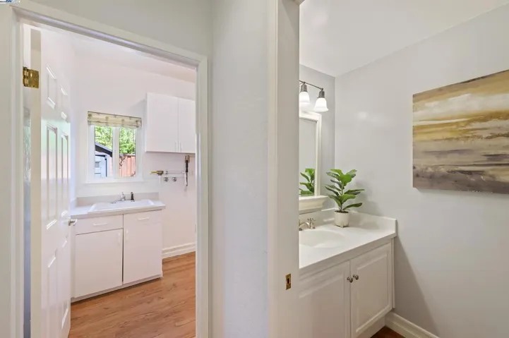 5011 Woodthrush Rd, Pleasanton, California 94566