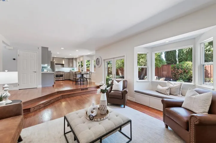 5011 Woodthrush Rd, Pleasanton, California 94566