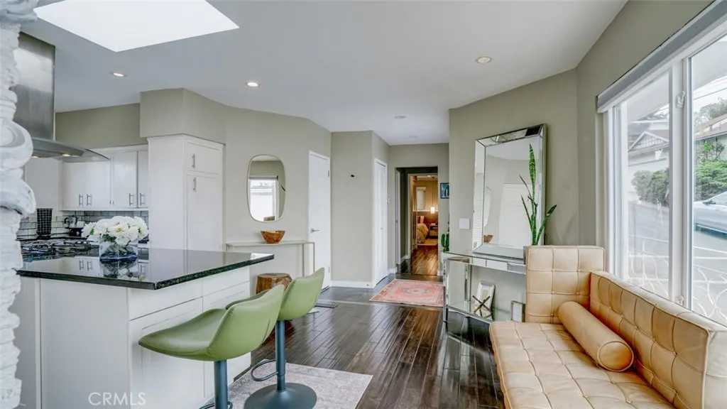 2222 Ridgemont Drive, Los Angeles, California 90046 home-pic-8