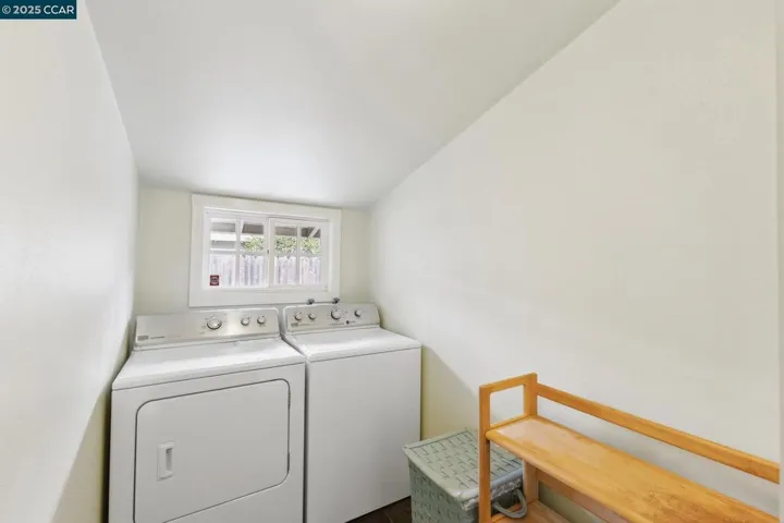 138 Ardith Drive, Orinda, California 94563