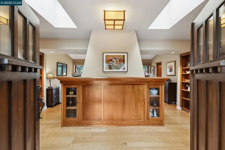 138 Ardith Drive, Orinda, California 94563