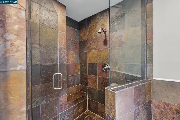 138 Ardith Drive, Orinda, California 94563