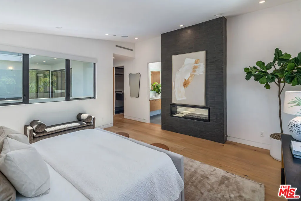 374 Huntley Drive, West Hollywood, California 90048 home-pic-38