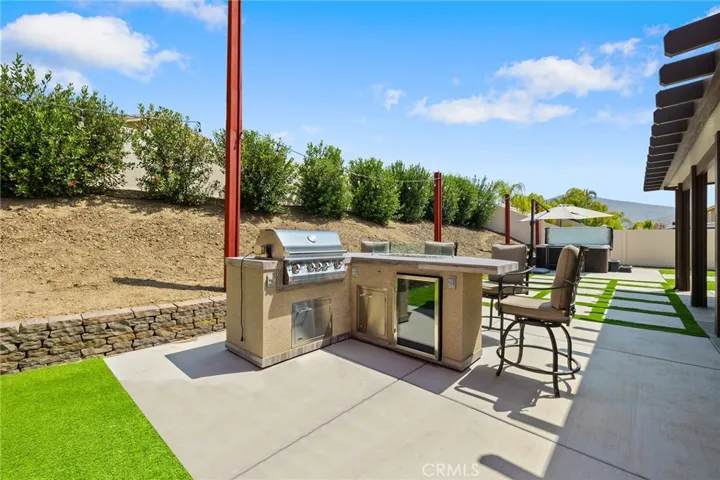 32500 Yates Road, Winchester, California 92596