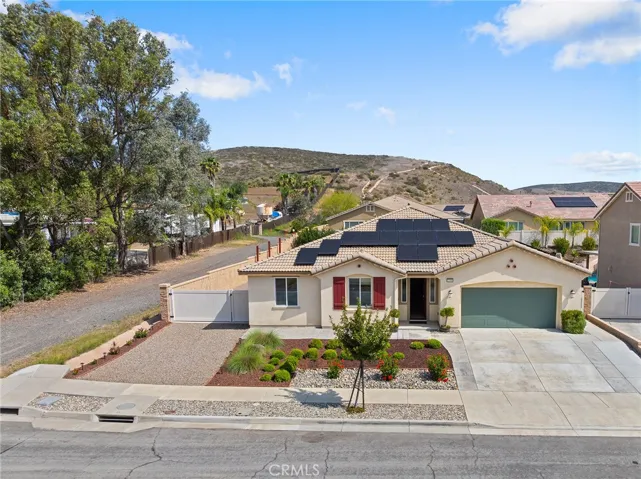 32500 Yates Road, Winchester, California 92596