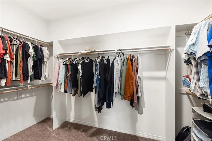 Walk in Closet