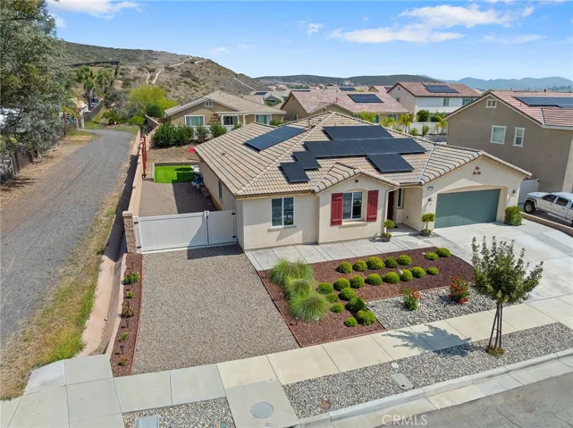 32500 Yates Road, Winchester, California 92596
