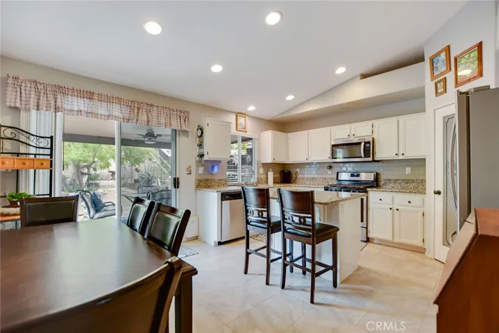 36864 Pomerol Loop, Winchester, California 92596