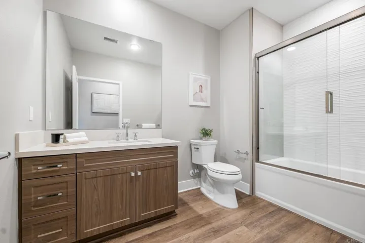 800 Grand Avenue 310, Carlsbad, California 92008