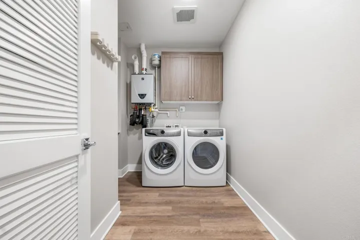800 Grand Avenue 310, Carlsbad, California 92008