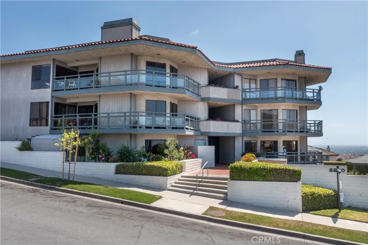 2270 Stanley Avenue 2b, Signal Hill, California 90755