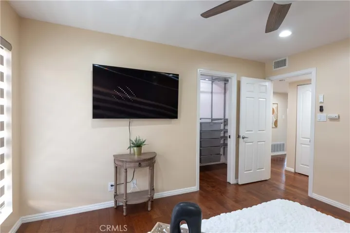 2270 Stanley Avenue 2b, Signal Hill, California 90755