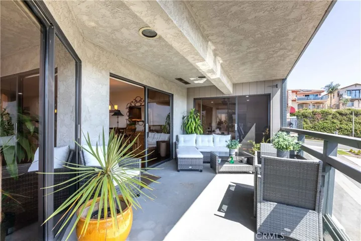 2270 Stanley Avenue 2b, Signal Hill, California 90755