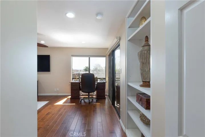 2270 Stanley Avenue 2b, Signal Hill, California 90755