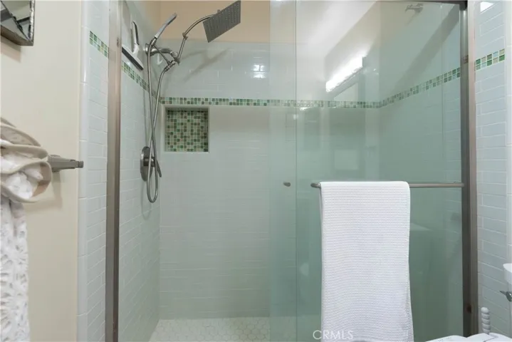 2270 Stanley Avenue 2b, Signal Hill, California 90755