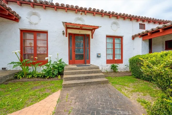 Apartment 4 Door