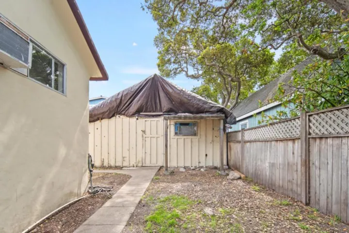 508 4th Street, Pacific Grove, California 93950