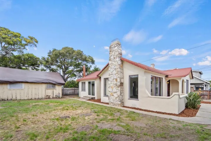 508 4th Street, Pacific Grove, California 93950