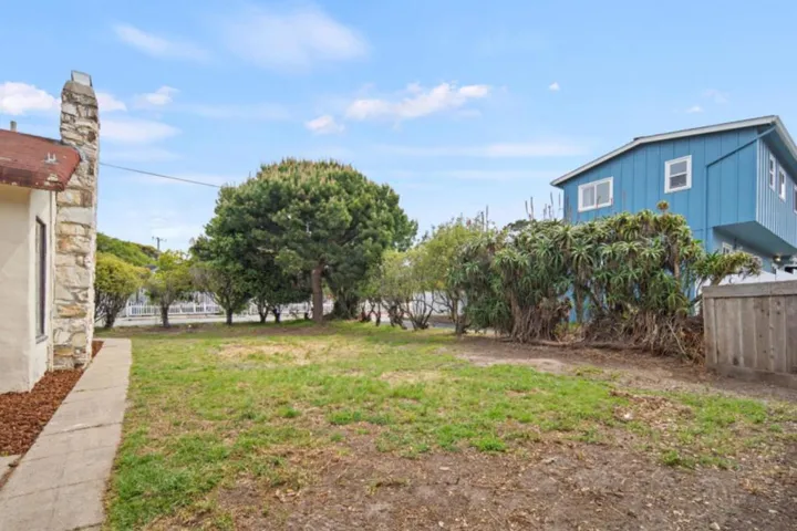 508 4th Street, Pacific Grove, California 93950