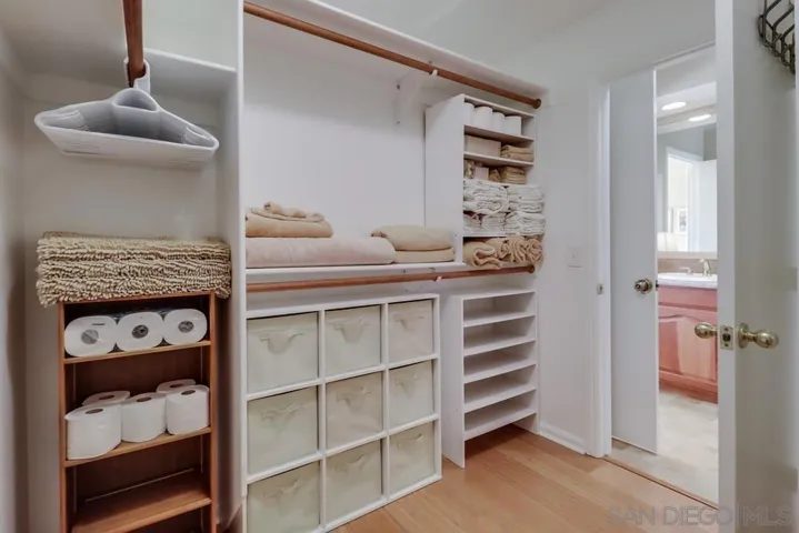 2077 Caminito Capa, La Jolla, California 92037
