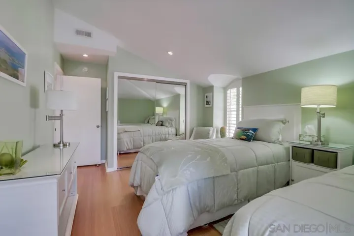 2077 Caminito Capa, La Jolla, California 92037