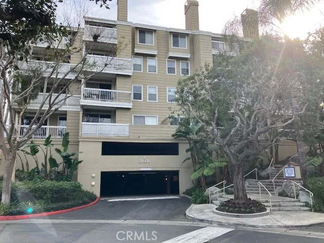 20331 Bluffside Circle A213, Huntington Beach, California 92646