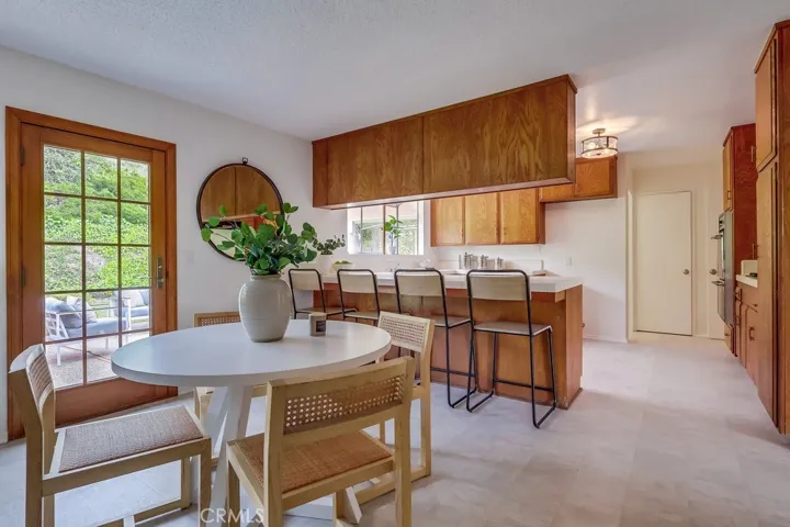 32268 Phantom Drive, Rancho Palos Verdes, California 90275
