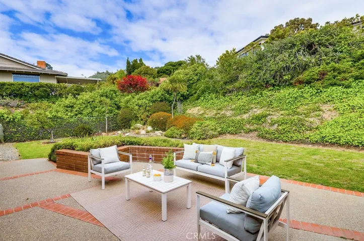 32268 Phantom Drive, Rancho Palos Verdes, California 90275