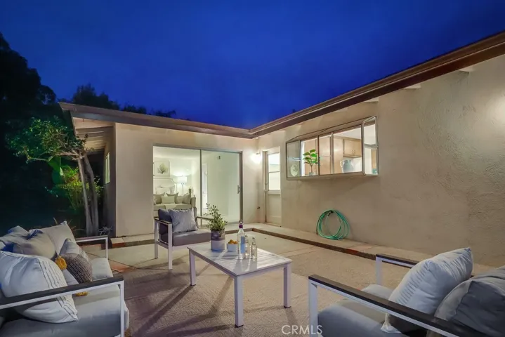 32268 Phantom Drive, Rancho Palos Verdes, California 90275