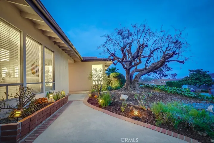 32268 Phantom Drive, Rancho Palos Verdes, California 90275