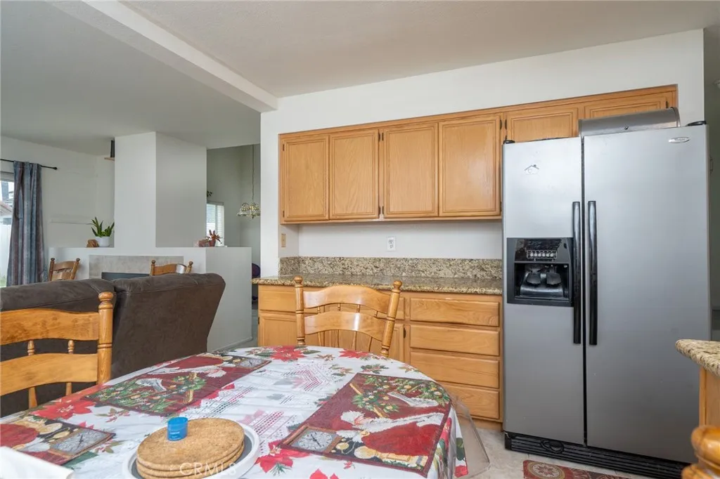 8082 Milan Court, Fontana, California 92336 home-pic-10