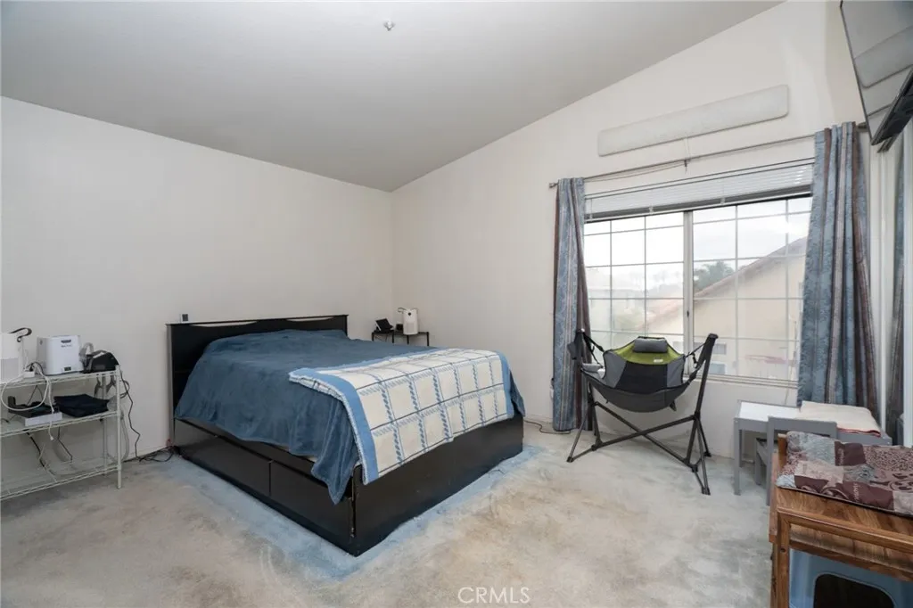 8082 Milan Court, Fontana, California 92336 home-pic-18