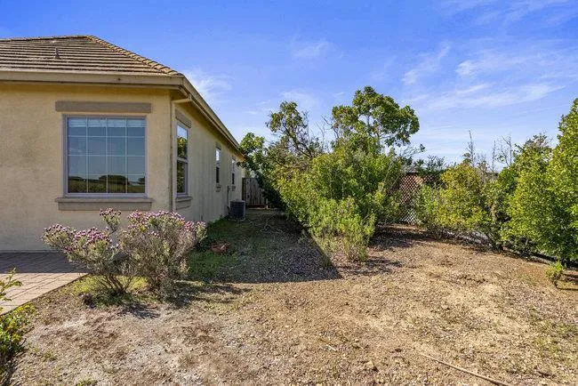 966 Calle Cruz, San Juan Bautista, California 95045