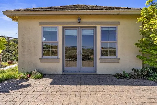 966 Calle Cruz, San Juan Bautista, California 95045